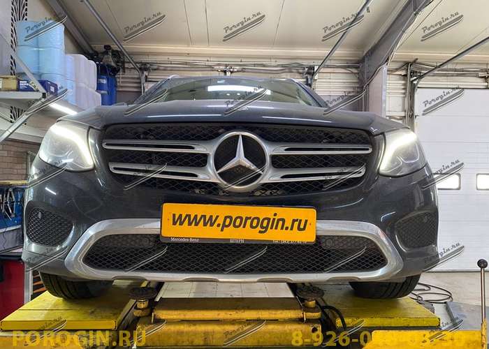 Установка порогов Mercedes-Benz GLC-X253 2017